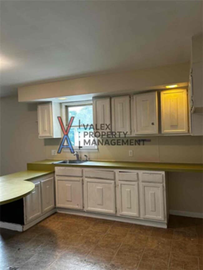 417 Main St Unit 2