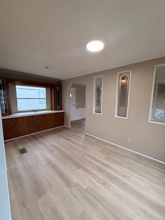 Photo - 3 bedroom, 2 bath Mobile Home in Yorktowne