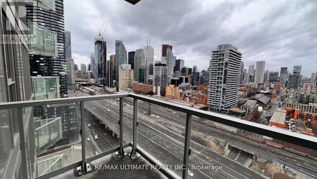 Photo - 15 Lower Jarvis St Unité 1911