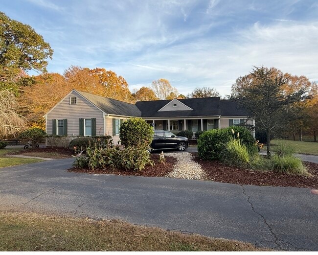 Building Photo - 406 Angus Ln