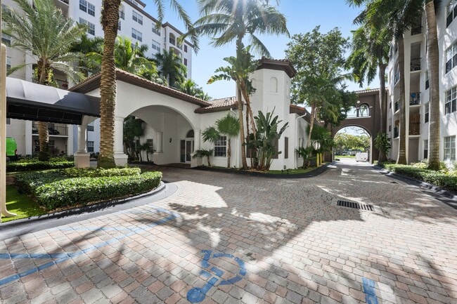 10X Mizner Park
