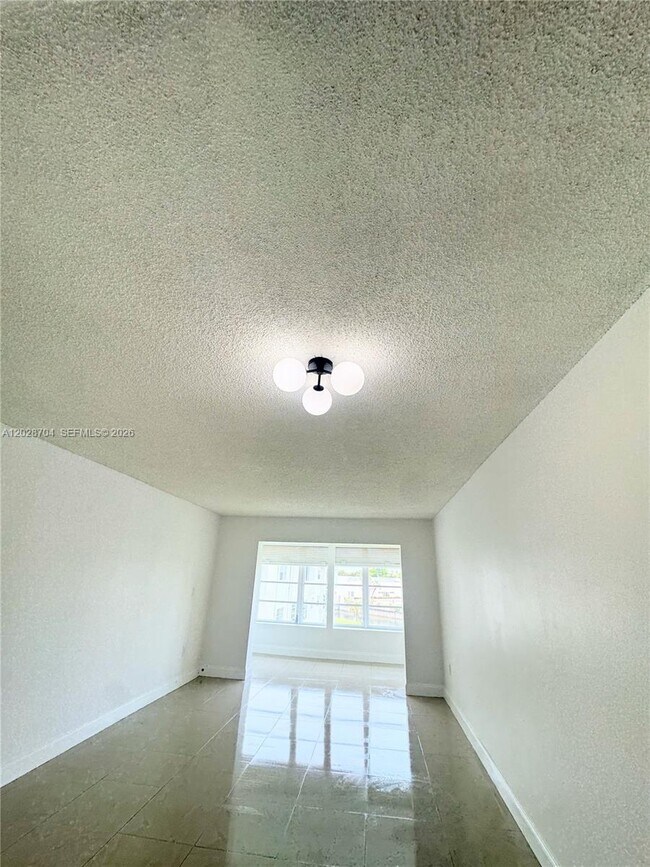 Photo - 8110 Sunrise Lakes Blvd Unit 307
