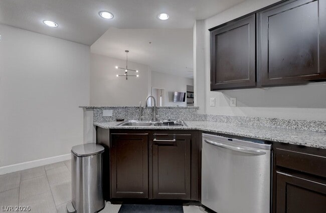 Photo - 83 E Agate Ave Unit 207