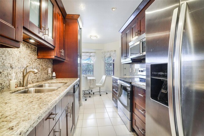 Photo - 1251 SW 125th Ave Unit 405T
