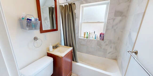 Photo - 172 Fuller St Unit 3