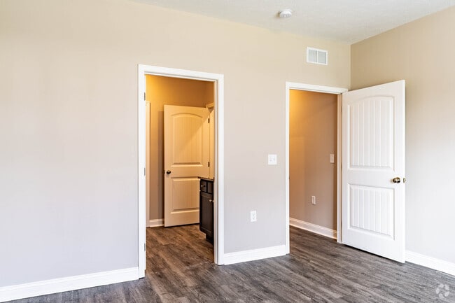 1BR, 1BA 900 SF Bedroom1