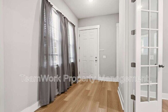 Photo - 553 Sound Dr