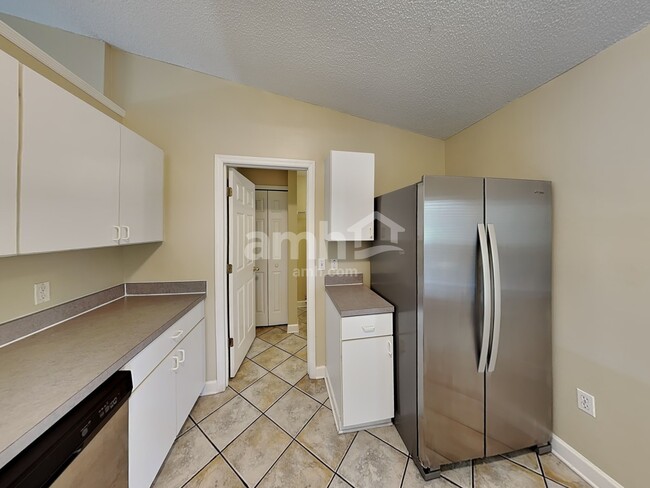 Photo - 4310 Stonefield Dr