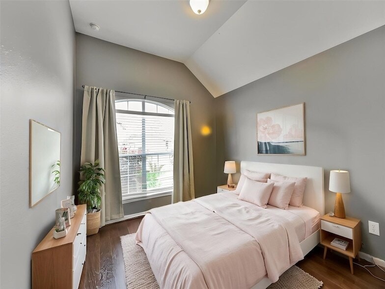 Photo - 7611 Waterlilly Ln