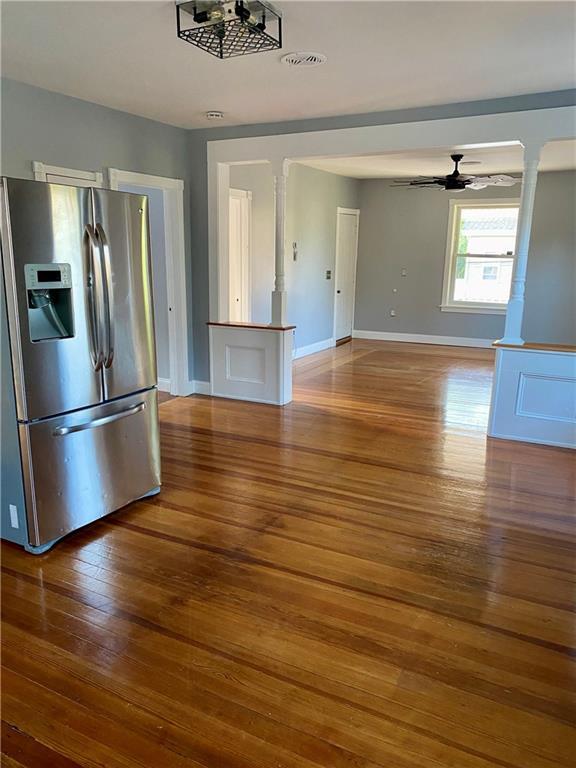 Photo - 219 Bucklin St