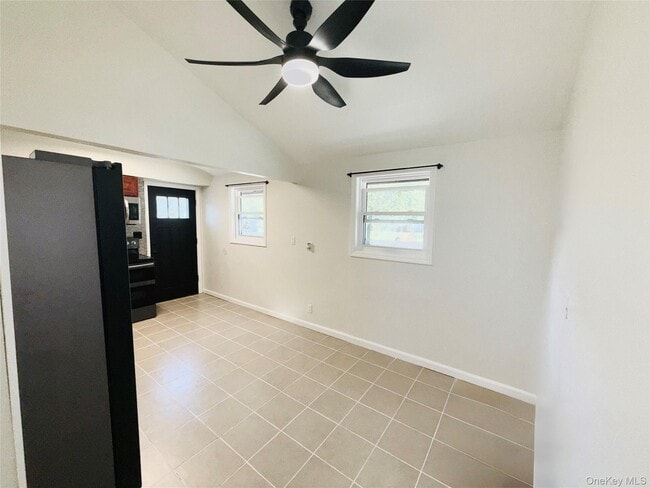 Photo - 1553 Potter Blvd