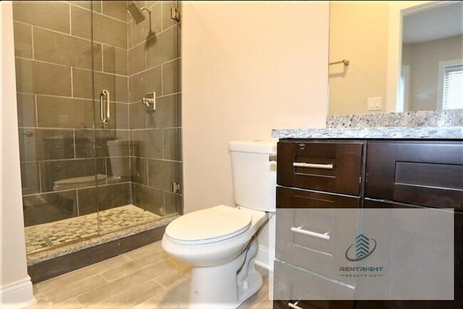 Photo - 2230 N Sawyer Ave Unit 3E