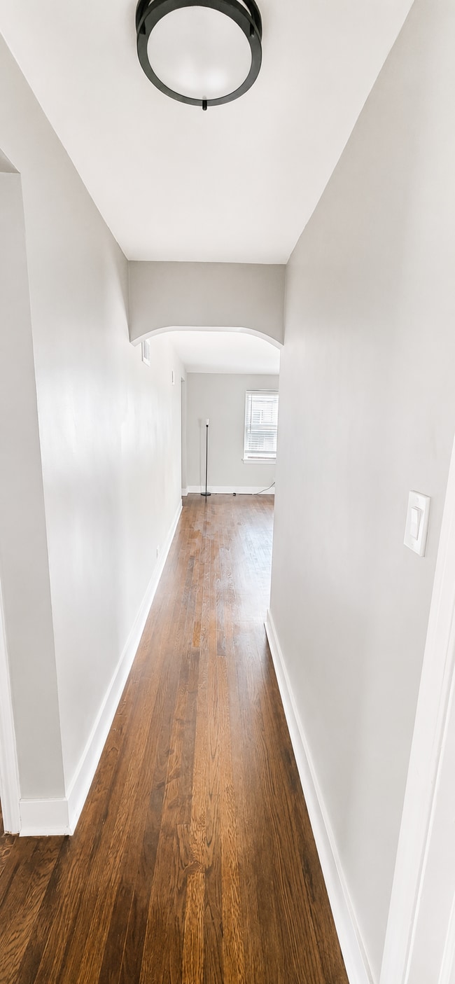 5337 W Gladys Ave Unit 2