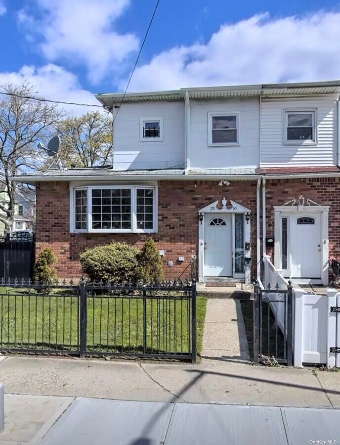 Photo - 221-63 Braddock Ave