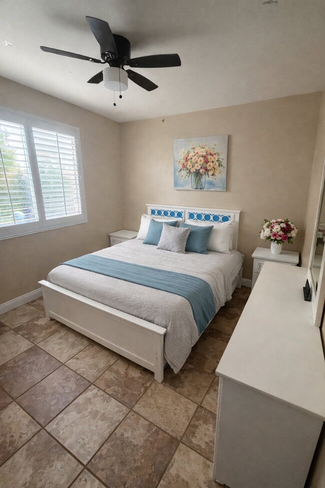 Building Photo - 19355 Plum Canyon Rd