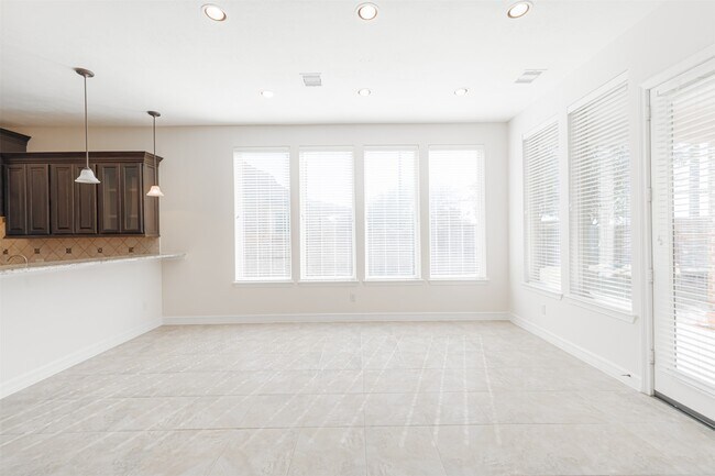 Photo - 2822 Ember Pass Ln