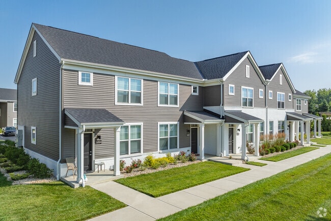 Building Photo - Hamilton Woods