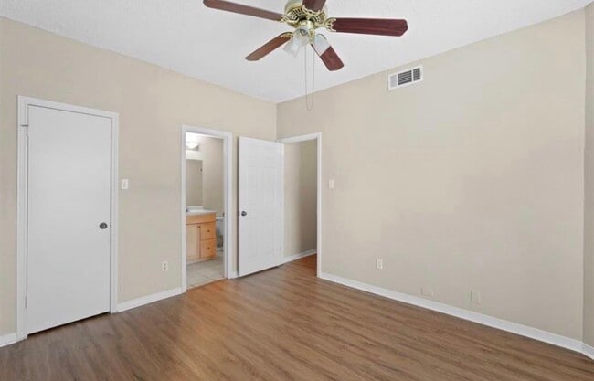 Photo - 10164 Oakberry St