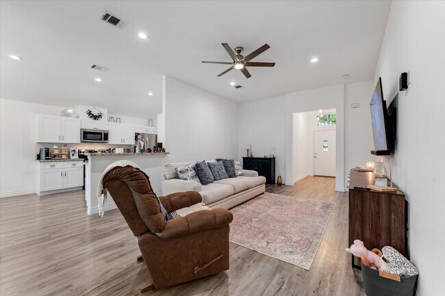 Photo - 14986 Indian Hill Trail