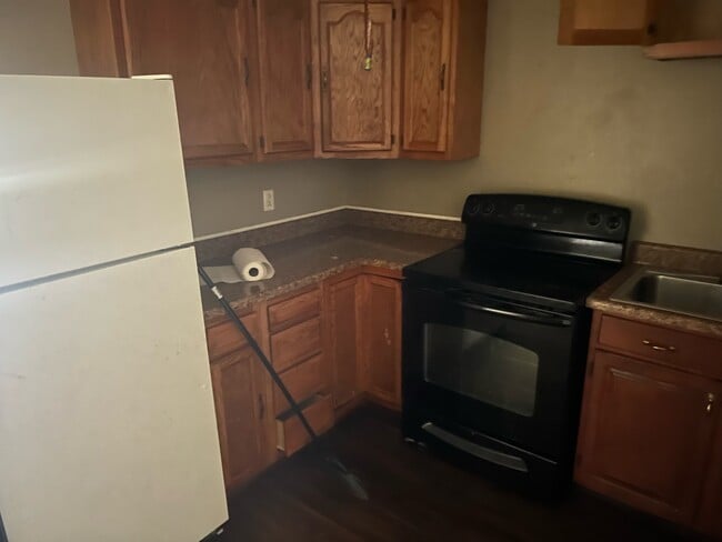 Photo - 2026 11th Ave