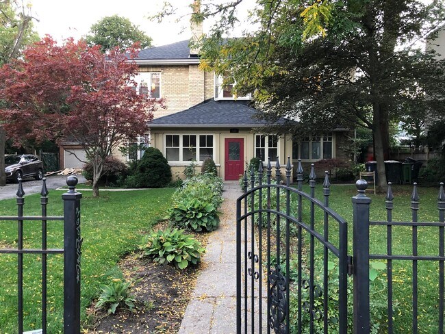 Photo - 158 Albany Av Unit 3