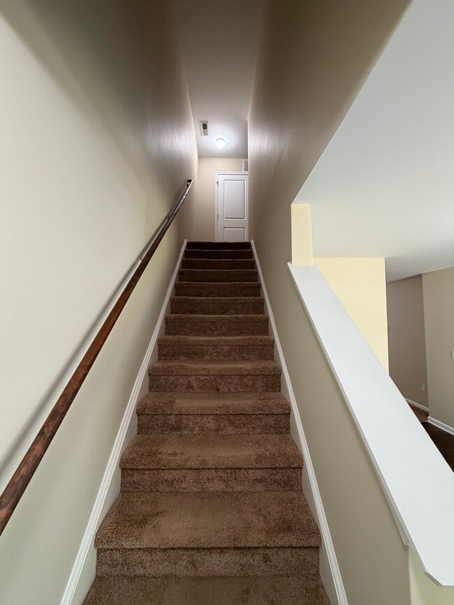 Photo - 3556 Jetstream Dr NW