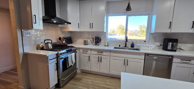Photo - 1733 Ophir Dr