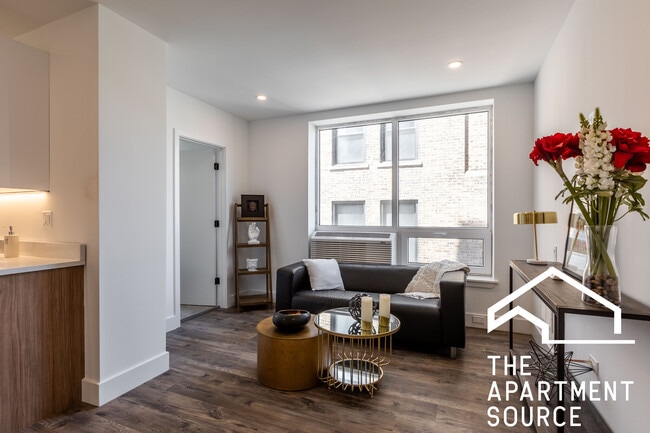 Building Photo - 941 W Carmen Ave Unit 308