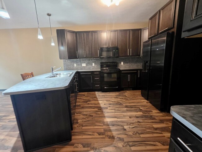 Photo - 117 N Howard St