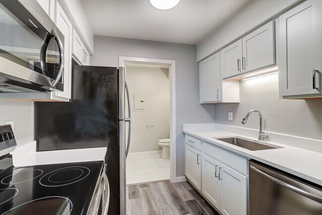 Photo - Chardon Place Apartments and Townhomes