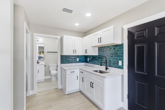 Photo - Top Shelf Aquisitions Unit 5720 79th Ave. N #B