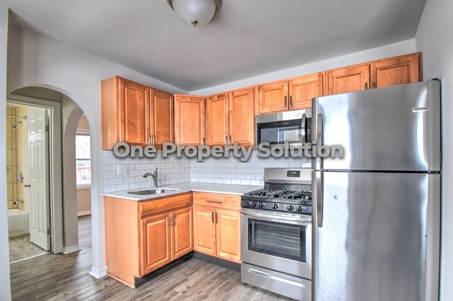 Photo - 4589 Hayes St