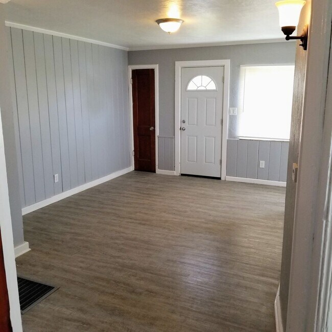 Photo - 396-398 South Powell Avenue Unit 396