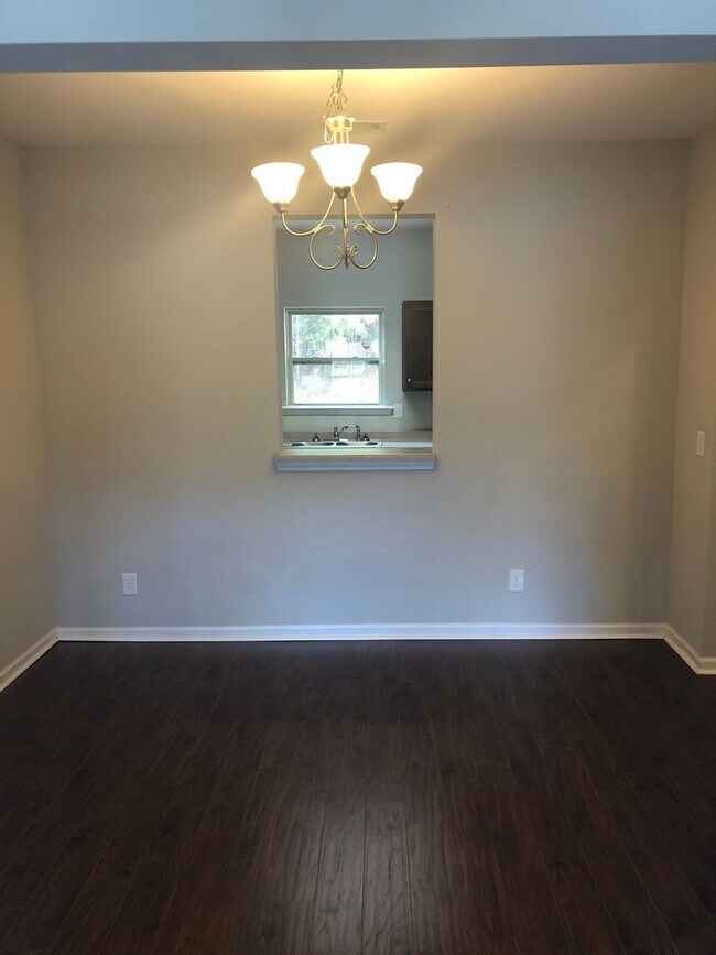 Photo - Single Family 3 Bedroom Townhome in Stonec...