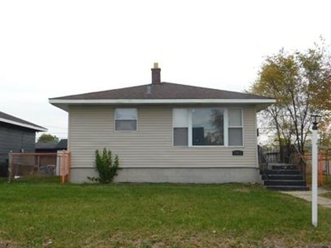 Building Photo - Perfect For You (or someone you know)!!!!