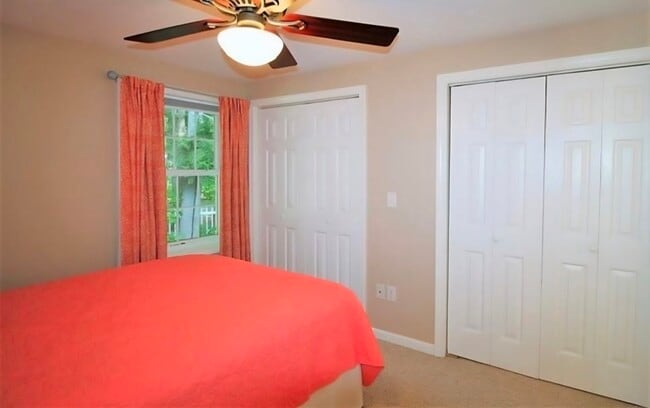 Photo - 15 Minuteman Dr Unit 1