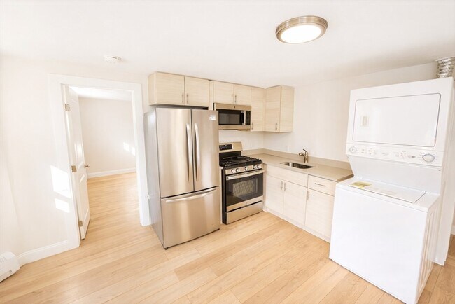 Photo - 53 White St Unit G