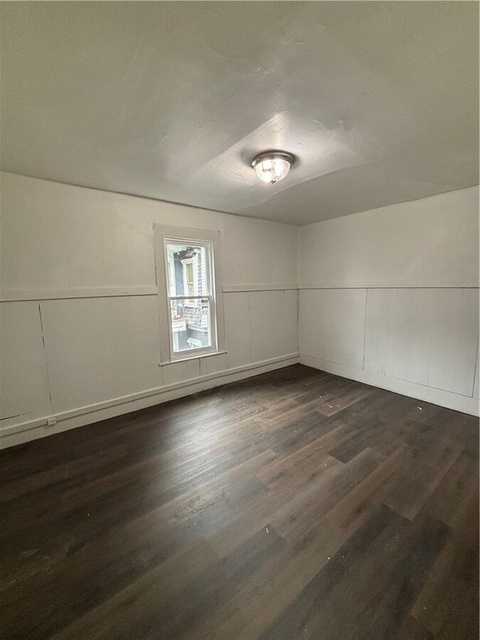 Photo - 160 Boardman St
