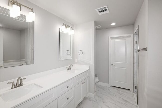 Photo - Now Available for Lease!