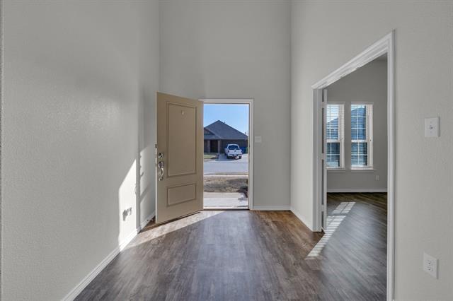 Photo - 610 Bassett Hall Rd