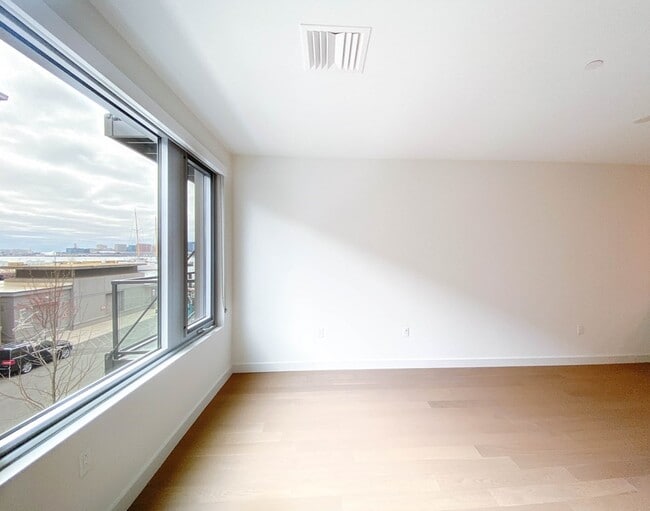 Photo - 45 Lewis St Unit 203