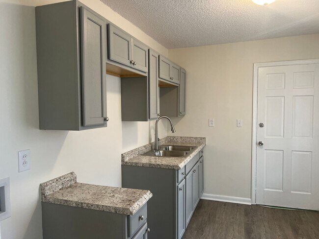 Photo - 3 Bedroom close to Uptown