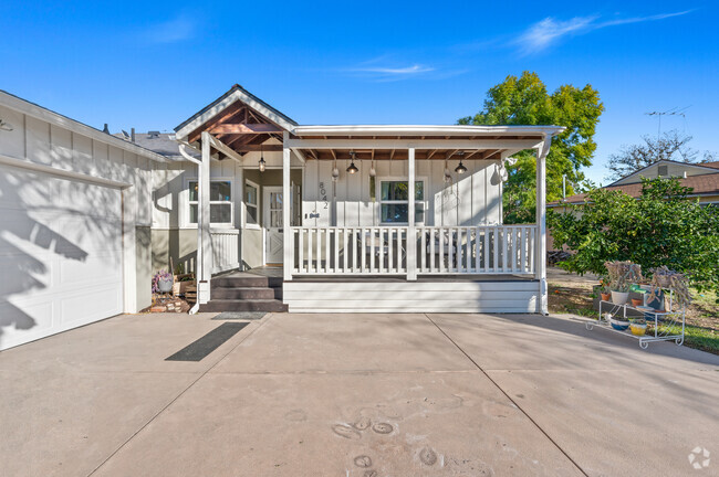 Building Photo - 8042 Nestle Ave Rental