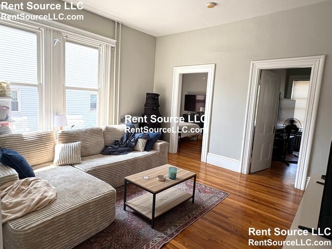 Building Photo - 271 Highland Ave Rental