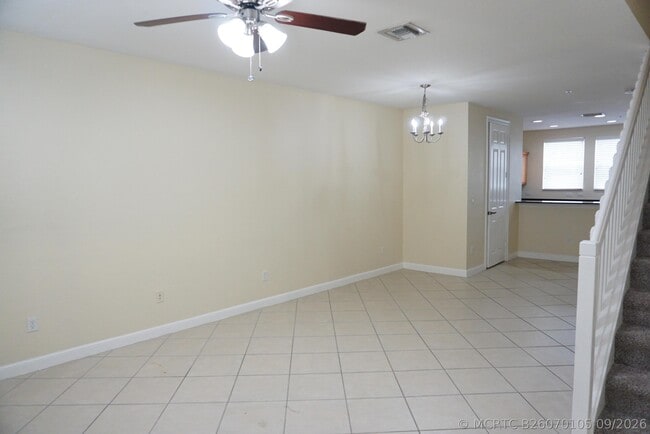 810 Marina Del Ray Ln