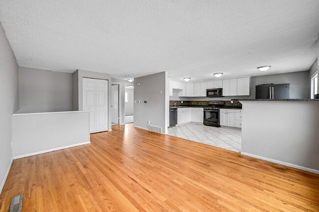 Photo - $1,895.00, 3 bed, 2 bath located in Fountain