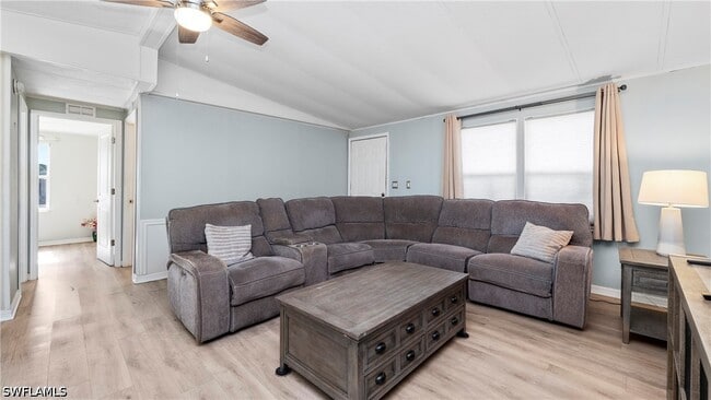 Photo - 101 Sugarloaf Ln