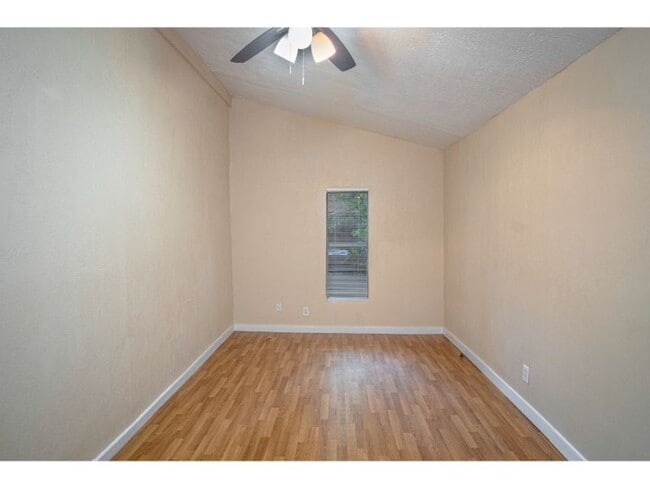 Photo - Happy and Convenient Home Near Downtown