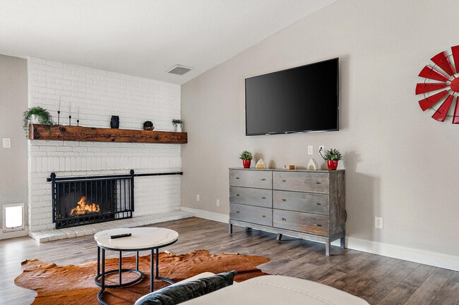 Photo - 4332 E Cherokee St Apartamento Unidad ID1244354P