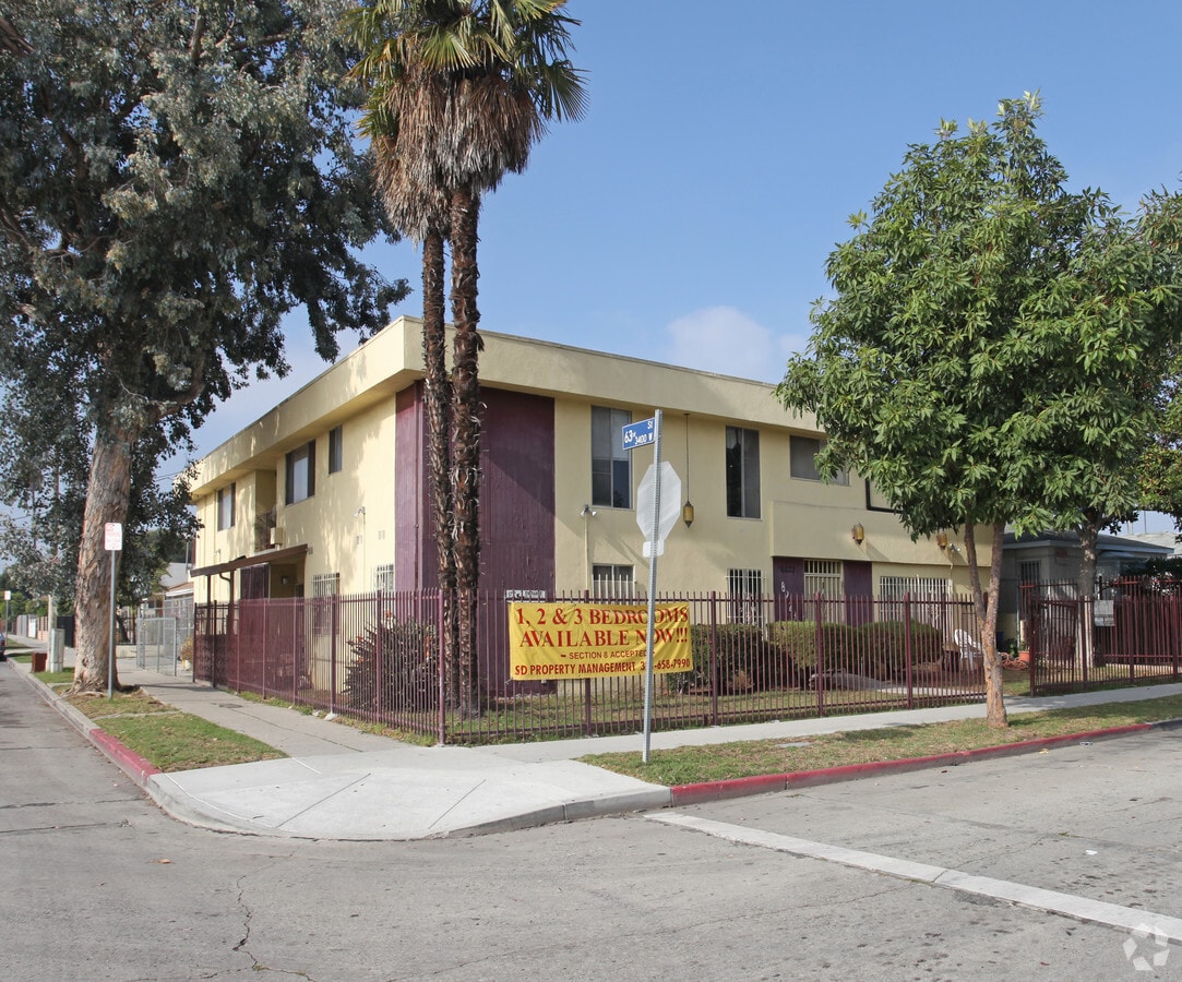 Photo - 6223 S. Victoria